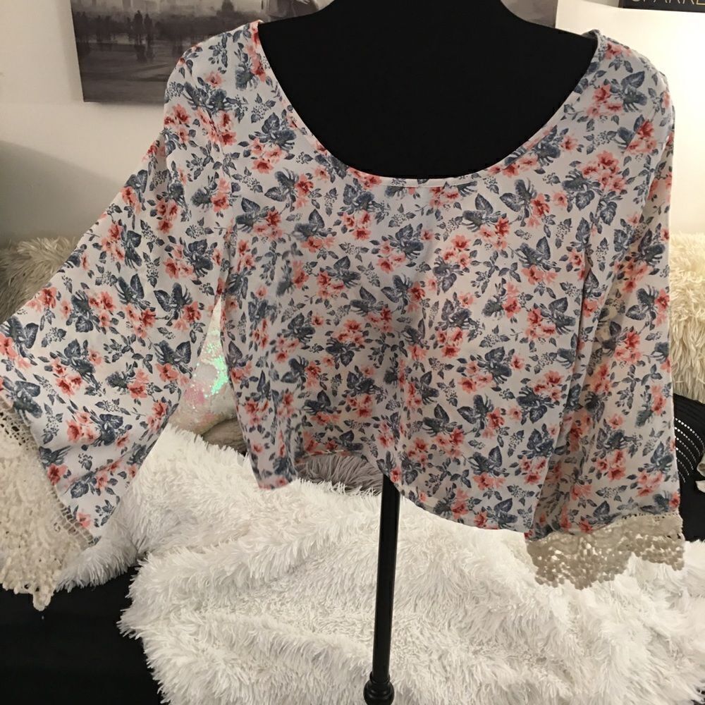 hollister silky crochet Bell sleeve blouse